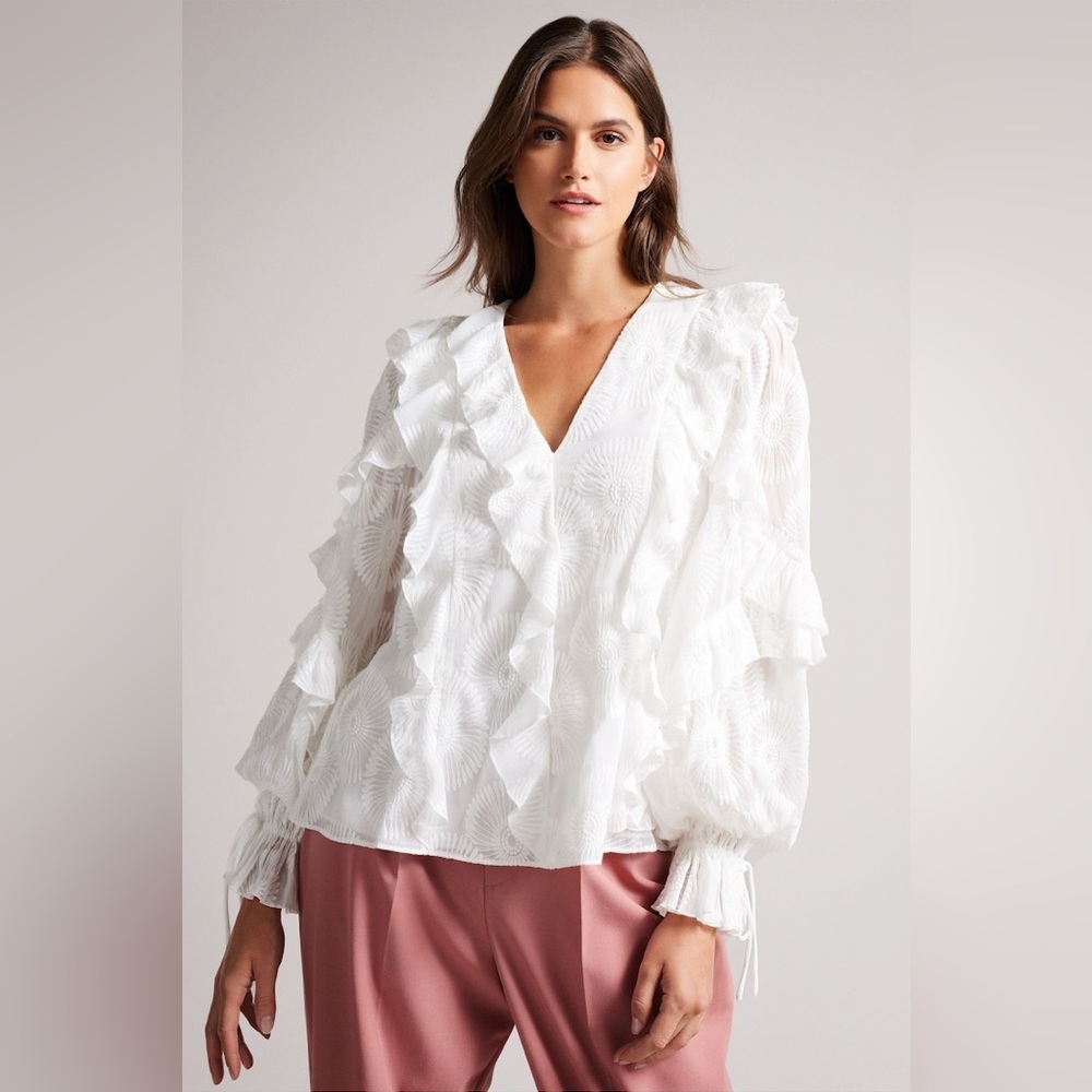 Feminine Ted Baker Janeio Ruffle Sleeve Blouse Size 3/M